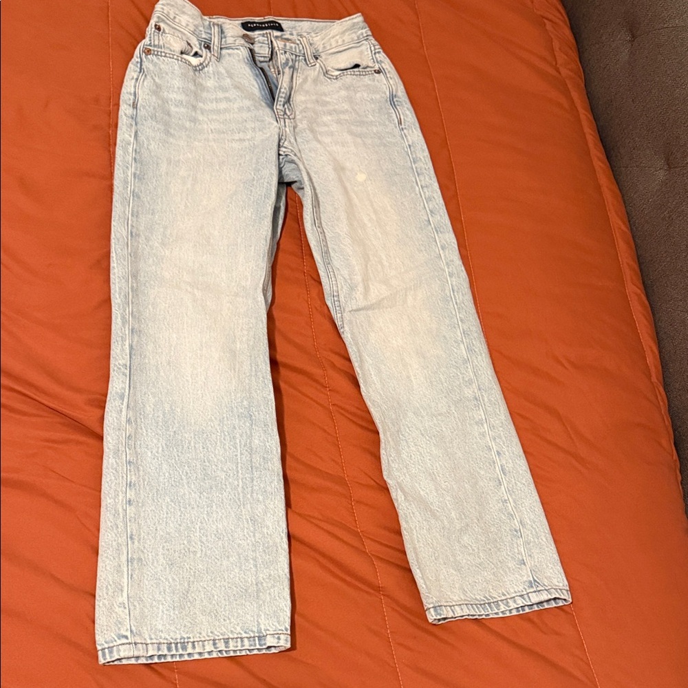 Aeropostale Light Wash Wide Leg Jeans